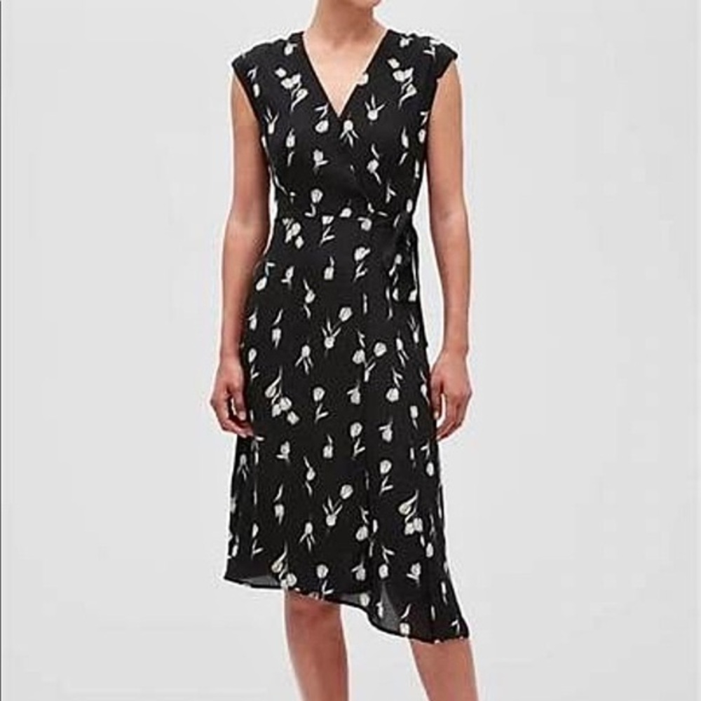 Banana Republic tulip print wrap Dress 10
